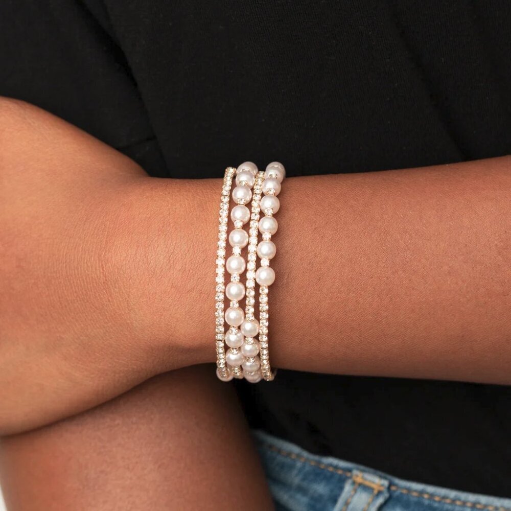 Paparazzi Jewelry Accessories - Starry Strut - Gold Bracelet - Vintage